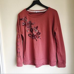 Jolt Embroidered Lace up Sleeve Sweater size XL